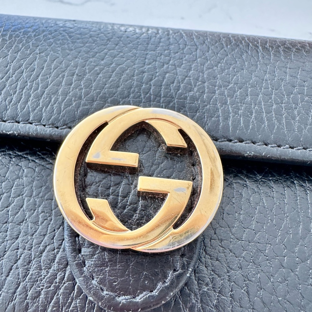 Gucci Black Wallet with Gold Interlocking G - Picture 2 of 12